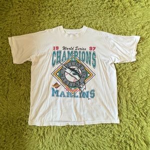 Vintage Marlins 1997 World Championship T Shirt size XL in Good condition